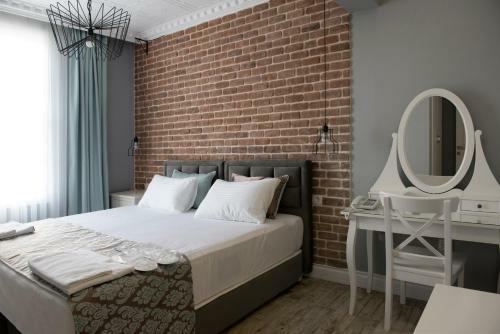 Luna Hotel Kalei�i