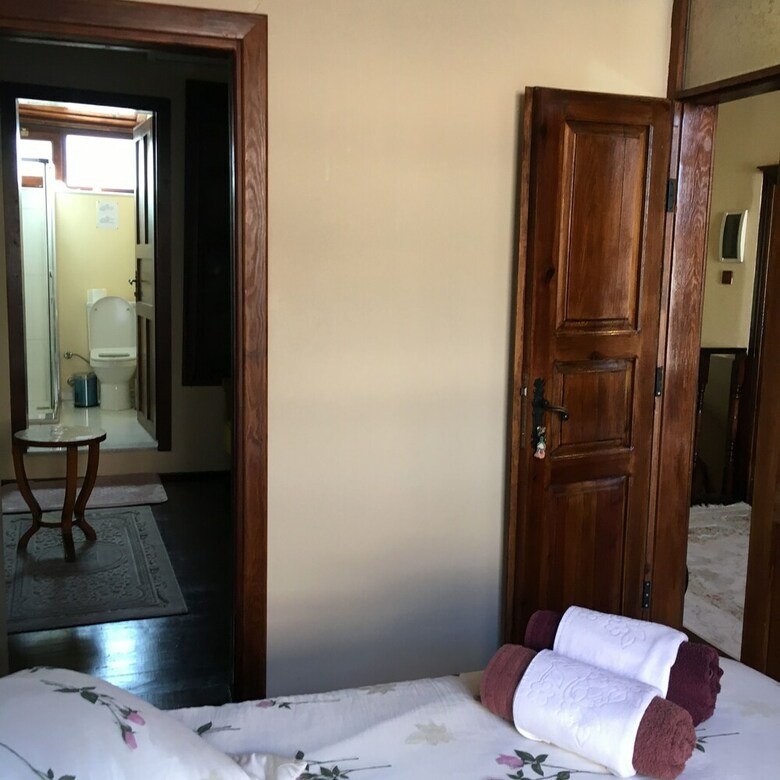Hostal Papazin Konagi