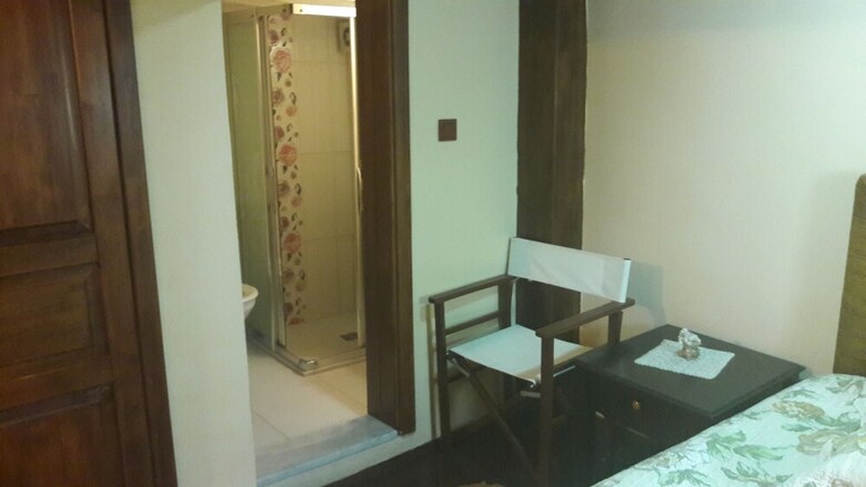 Hostal Papazin Konagi