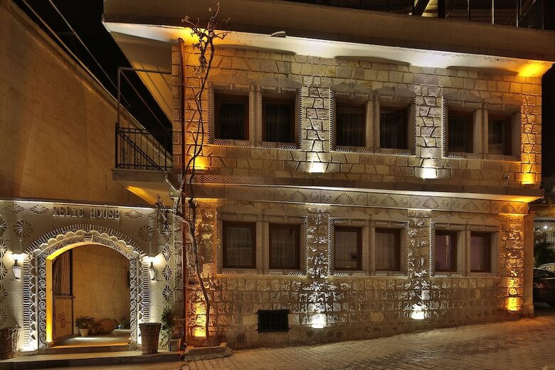 Hotel Relic House
