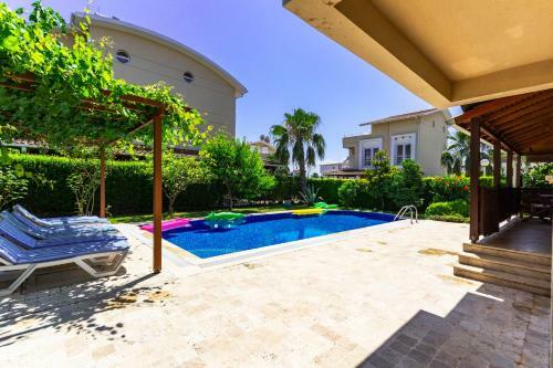 Paradise Town - Royal Villa