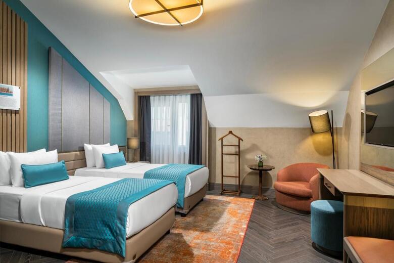 Ramada Istanbul Asia Luxury Hotel