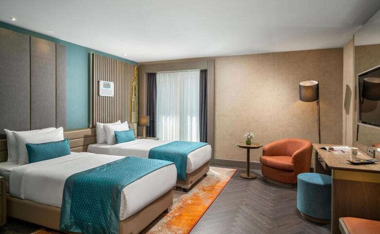 Ramada Istanbul Asia Luxury Hotel