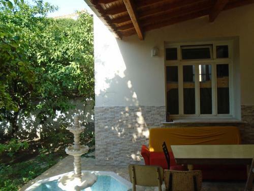 Lotus Garden Hostel Izmir