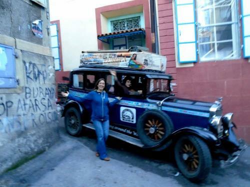 Lotus Garden Hostel Izmir