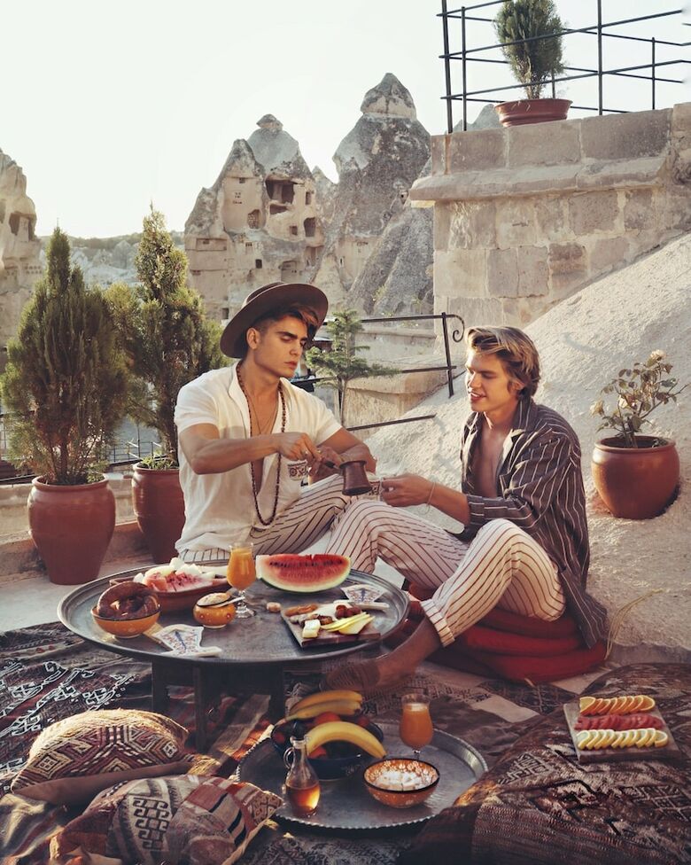 Hotel Artemis Cave Suites