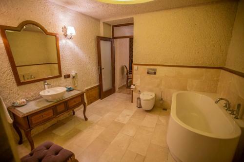 Hotel Artemis Cave Suites