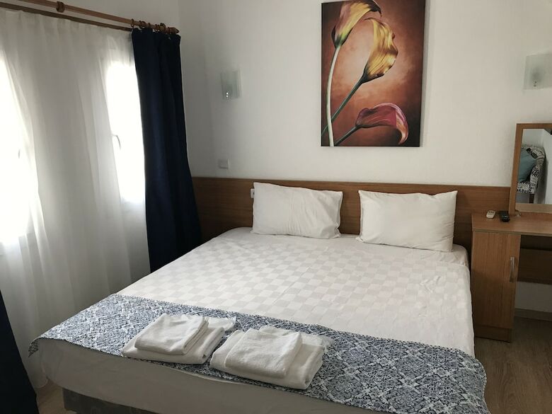 Bed & Breakfast Tay Pansiyon