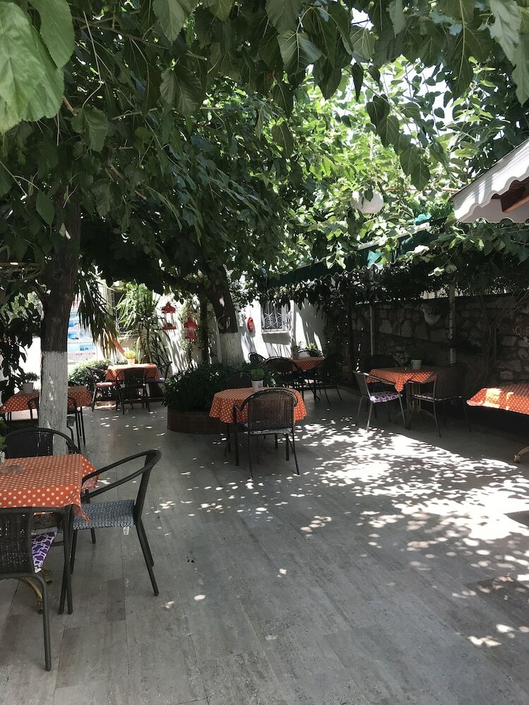 Bed & Breakfast Tay Pansiyon