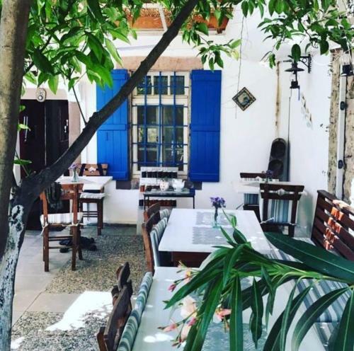 Hostal Cunda Adali Pansiyon
