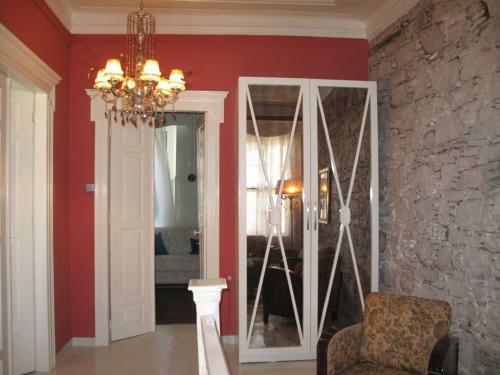 Hostal Cunda Adali Pansiyon