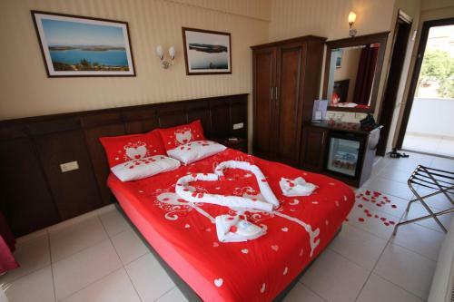 Ezer Hotel