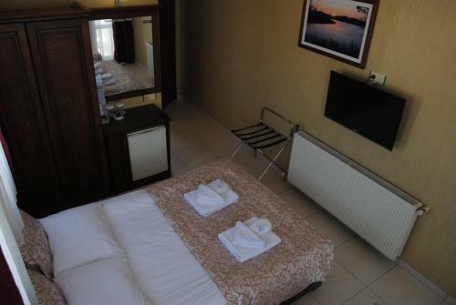 Ezer Hotel