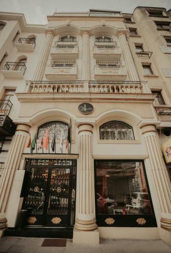 Marmara Deluxe Hotel