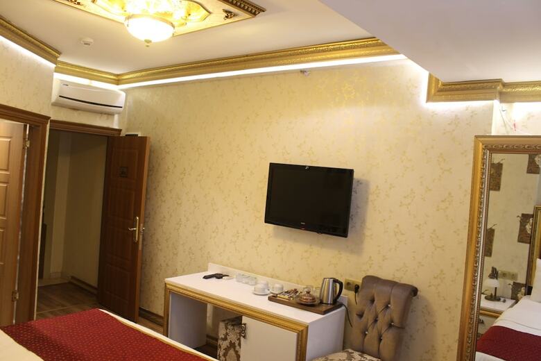 Marmara Deluxe Hotel