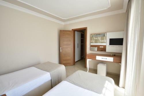 Nicholas Park Hotel