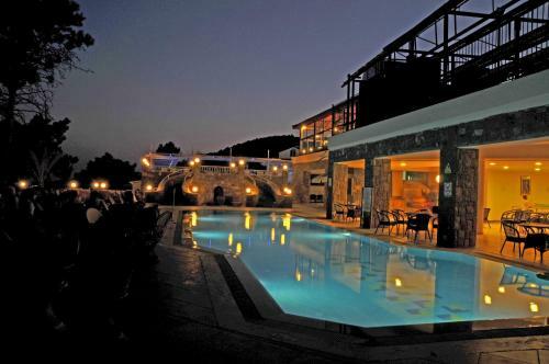 Nicholas Park Hotel