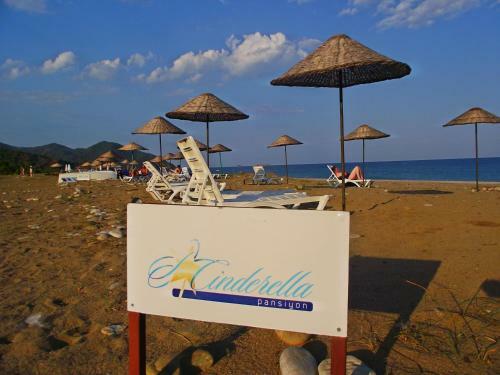 Hostal Cinderella Pension & Bungalow