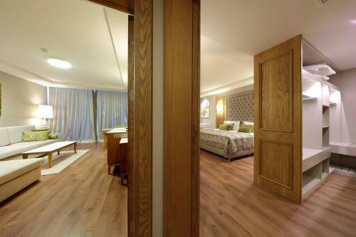 Sueno Hotels Deluxe Belek