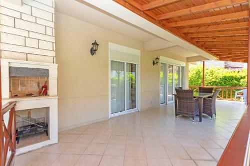 Paradise Town Villas - Hazel Villa