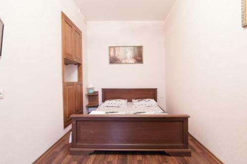 Apartment Ekaterinenskaya 14