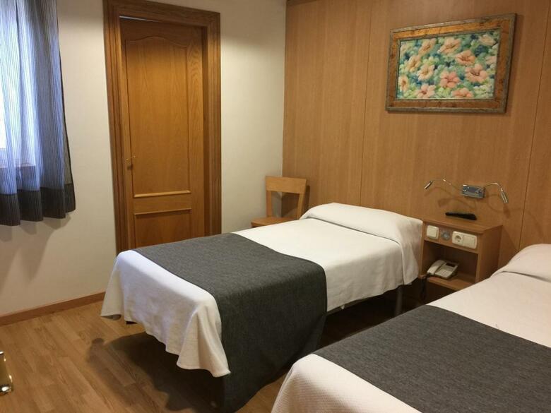 Hostal Izaga