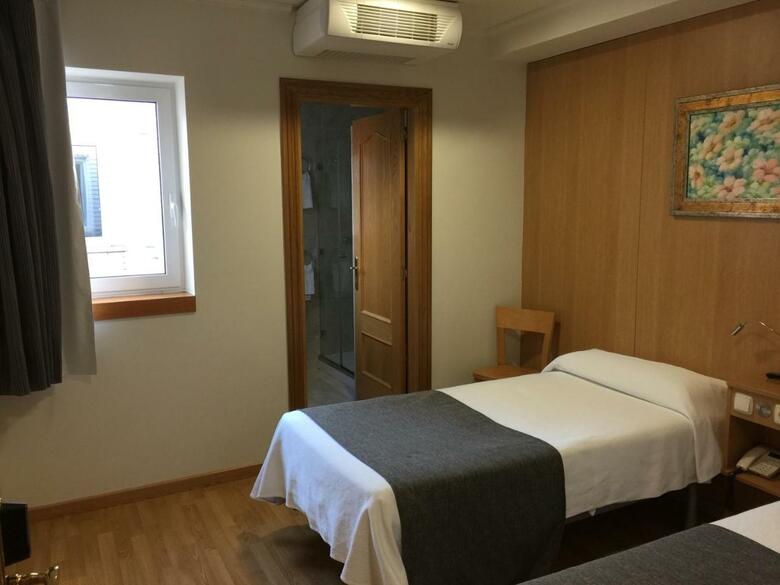 Hostal Izaga