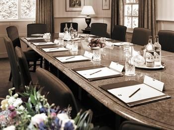 Mercure Box Hill Burford Bridge Hotel