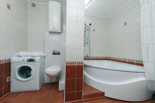 Apartment On Bohdana Khmel'nyts'koho 39