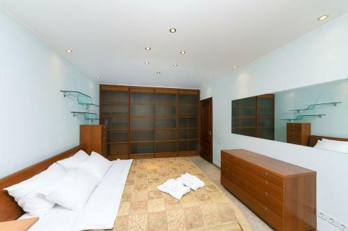 Apartment On Bohdana Khmel'nyts'koho 39