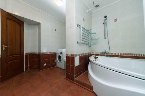 Apartment On Bohdana Khmel'nyts'koho 39