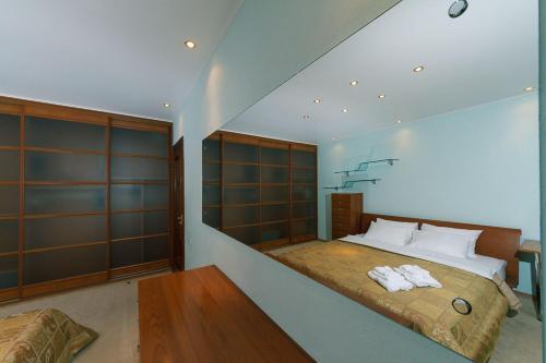 Apartment On Bohdana Khmel'nyts'koho 39