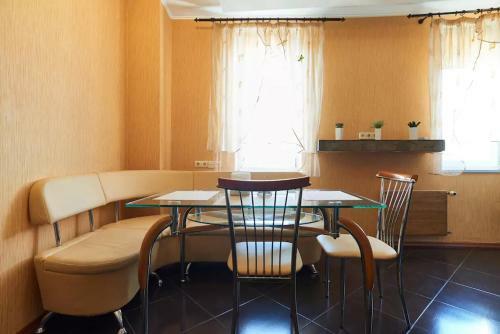 Home Hotel Apartments On Livoberezhna