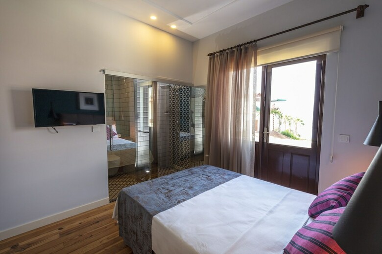Bed & Breakfast Mono Hotel