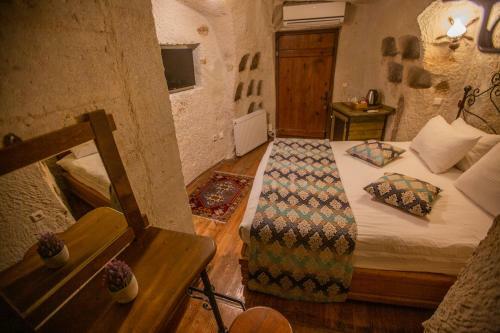 Posada Divan Cave House
