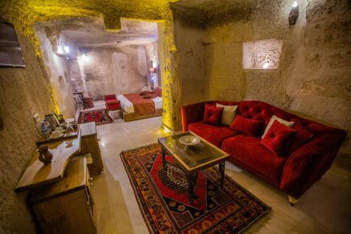 Posada Divan Cave House
