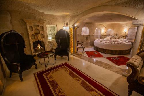 Posada Divan Cave House