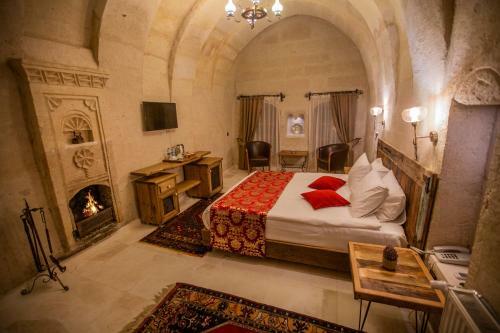 Posada Divan Cave House