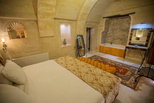 Posada Divan Cave House