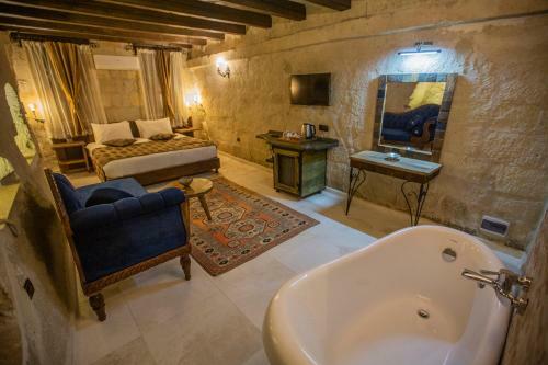 Posada Divan Cave House