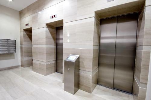 Staybridge Mini-hotel In Most City