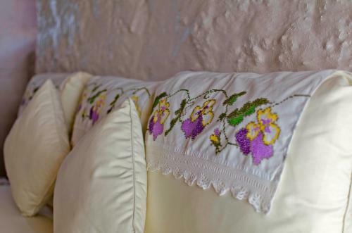Bed & Breakfast Lilyum Ala�at? - Ta? Ev