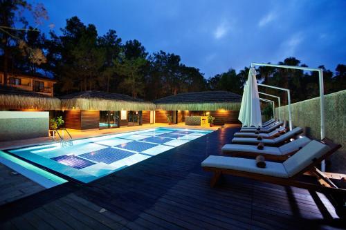 Hotel Champion Holiday Village