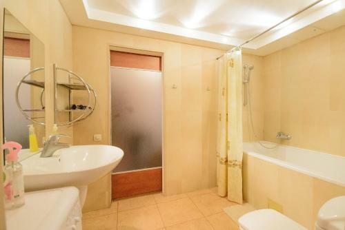 Kiev Accommodation Apartment On Mihailovska St.