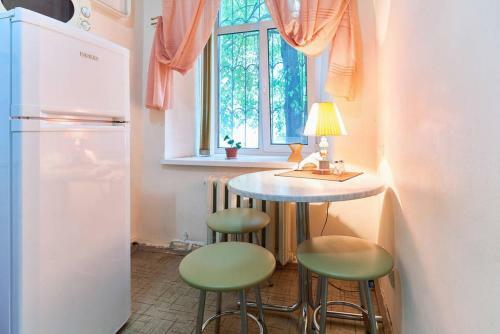 Home Hotel Apartments On Mykhailivska Square - Kiev