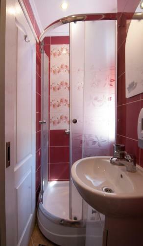 Home Hotel Apartments On Mykhailivska Square - Kiev