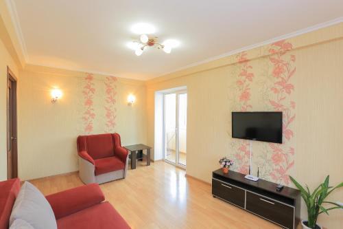 Apartment On Obolonskiy Prospect 12