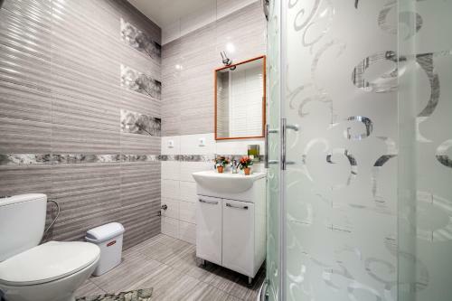 Modern 2br Apartment In Central Lviv