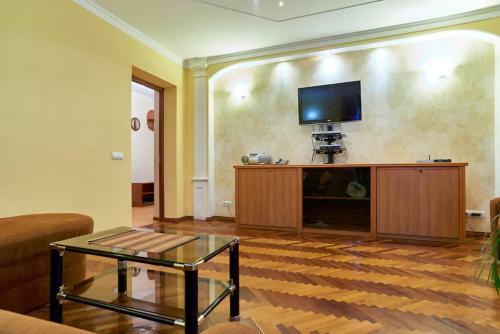 Home Hotel Apartments On Kontraktova Ploshcha
