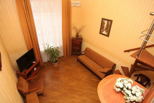 Ugodessa Apartments
